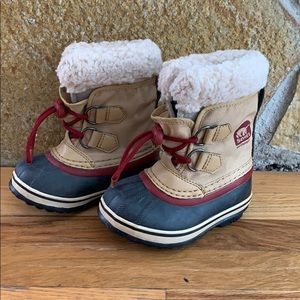 Sorel toddler snow boots